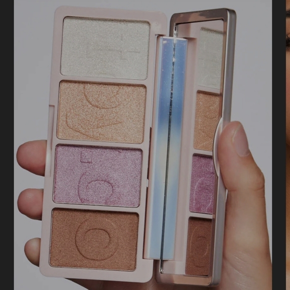 Toy Factory Dreamset Highlighter Serum Palette with Powder R03 brush - Picture 2 of 8